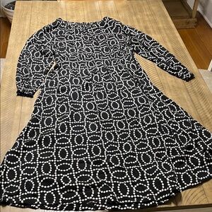 H&M Black and White Circle Pattern Dress